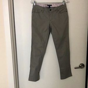 Tommy Hilfiger chino style cropped pants